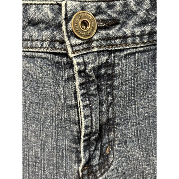 St Johns Bay Women Size 10 Jean Shorts 30X10 Denim Stretch - Picture 3 of 10